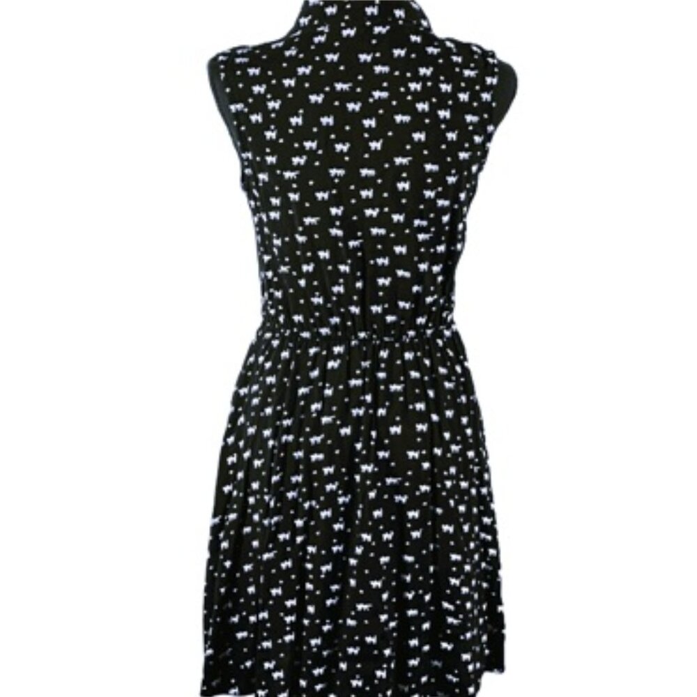 Allegra K - Women's Cat Printed, Half Placket, Knee Length Sleeveless Dress - Picture 2 of 5